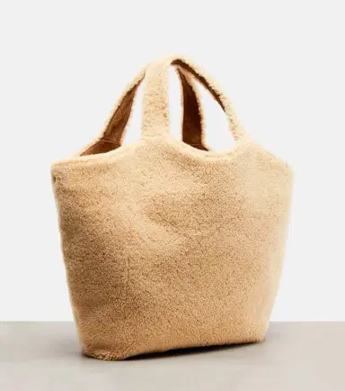 Saint Laurent Icare Maxi shearling shopper | Thumbnail 2 Saint Laurent Icare Maxi shearling shopper | Thumbnail 2
