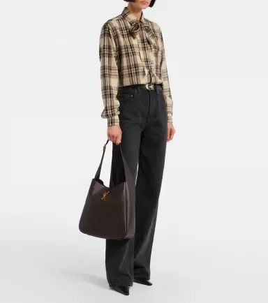 Saint Laurent Le 5 à 7 Supple Large leather shoulder bag | Thumbnail 6 Saint Laurent Le 5 à 7 Supple Large leather shoulder bag | Thumbnail 6