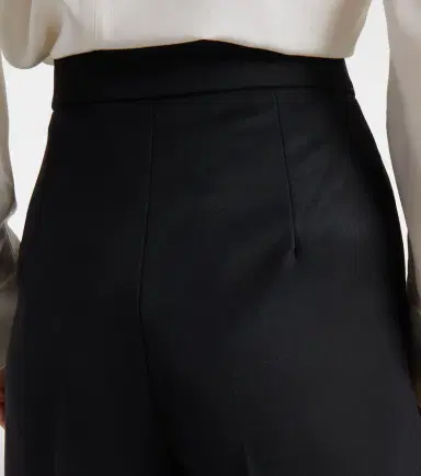 Max Mara Ozieri high-rise virgin wool shorts | Thumbnail 3 Max Mara Ozieri high-rise virgin wool shorts | Thumbnail 3