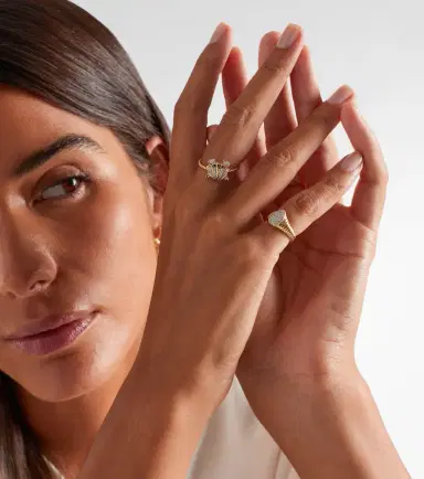 Yvonne Léon Yvonne Léon Crabe Coquillage Mini 9kt gold ring with diamonds | Thumbnail 3 Yvonne Léon Yvonne Léon Crabe Coquillage Mini 9kt gold ring with diamonds | Thumbnail 3