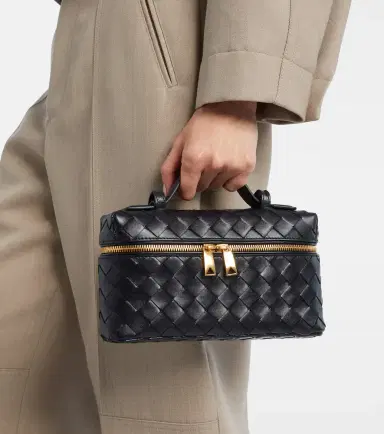 Bottega Veneta Bang Bang Intrecciato leather vanity bag | Thumbnail 7 Bottega Veneta Bang Bang Intrecciato leather vanity bag | Thumbnail 7