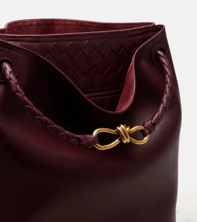 Bottega Veneta Andiamo Small leather bucket bag | Thumbnail 2 Bottega Veneta Andiamo Small leather bucket bag | Thumbnail 2