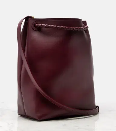 Bottega Veneta Andiamo Small leather bucket bag | Thumbnail 3 Bottega Veneta Andiamo Small leather bucket bag | Thumbnail 3