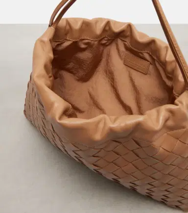 Bottega Veneta Dustbag Medium leather clutch | Thumbnail 2 Bottega Veneta Dustbag Medium leather clutch | Thumbnail 2