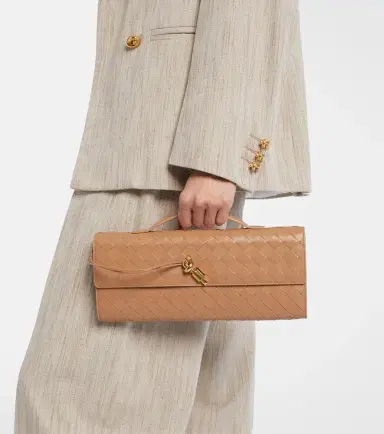 Bottega Veneta Andiamo Intrecciato leather clutch | Thumbnail 5 Bottega Veneta Andiamo Intrecciato leather clutch | Thumbnail 5