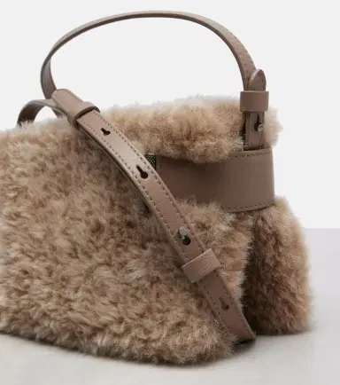 Brunello Cucinelli Small shearling clutch | Thumbnail 4 Brunello Cucinelli Small shearling clutch | Thumbnail 4