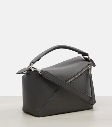 Loewe Puzzle Edge Small leather top-handle bag | Thumbnail 4 Loewe Puzzle Edge Small leather top-handle bag | Thumbnail 4