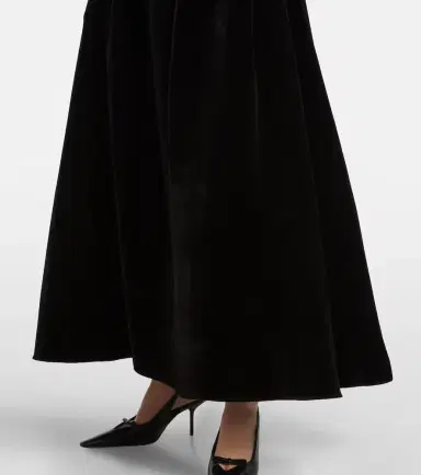 Elie Saab Halterneck velvet gown | Thumbnail 6 Elie Saab Halterneck velvet gown | Thumbnail 6