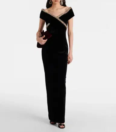 Roland Mouret Embellished velvet gown | Thumbnail 5 Roland Mouret Embellished velvet gown | Thumbnail 5
