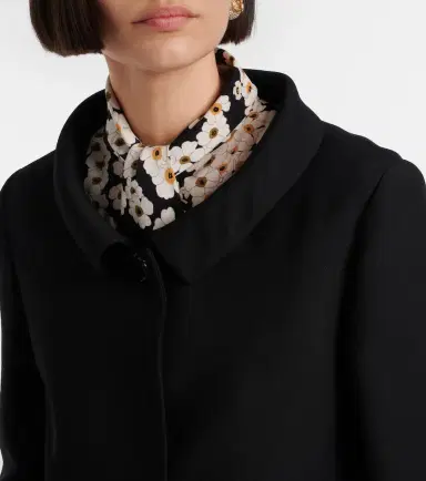 Valentino VGold Crepe Couture jacket | Thumbnail 4 Valentino VGold Crepe Couture jacket | Thumbnail 4