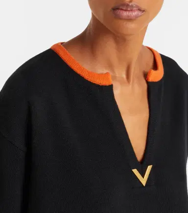Valentino VGold virgin wool sweater | Thumbnail 2 Valentino VGold virgin wool sweater | Thumbnail 2