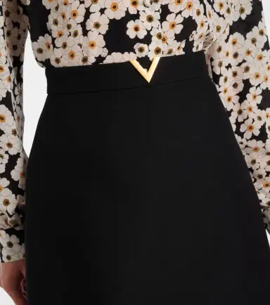 Valentino Crepe Couture VGold miniskirt | Thumbnail 4 Valentino Crepe Couture VGold miniskirt | Thumbnail 4