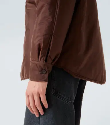 Prada Re-Nylon logo shirt | Thumbnail 2 Prada Re-Nylon logo shirt | Thumbnail 2