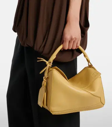 Loewe Featherlight Puzzle Large leather top-handle bag | Thumbnail 6 Loewe Featherlight Puzzle Large leather top-handle bag | Thumbnail 6