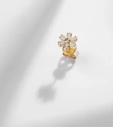 Sophie Bille Brahe Cosmos Diamant 18kt gold single earring with diamonds | Thumbnail 5 Sophie Bille Brahe Cosmos Diamant 18kt gold single earring with diamonds | Thumbnail 5