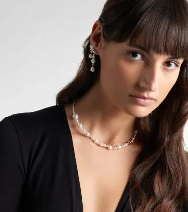 Sophie Bille Brahe Petite Amis De La Perle 14kt gold earrings with freshwater pearls | Thumbnail 3 Sophie Bille Brahe Petite Amis De La Perle 14kt gold earrings with freshwater pearls | Thumbnail 3