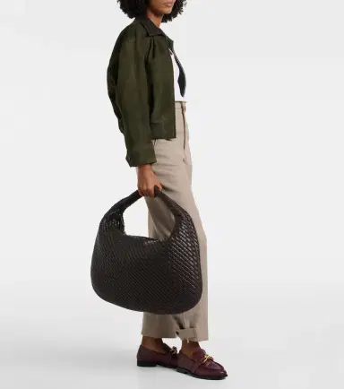 Bottega Veneta Maxi Veneta Large leather shoulder bag | Thumbnail 7 Bottega Veneta Maxi Veneta Large leather shoulder bag | Thumbnail 7