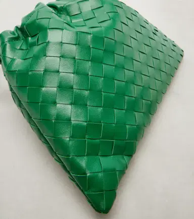 Bottega Veneta Intrecciato Medium leather pouch | Thumbnail 3 Bottega Veneta Intrecciato Medium leather pouch | Thumbnail 3