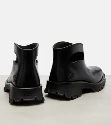 Loewe Bobby leather ankle boots | Thumbnail 2 Loewe Bobby leather ankle boots | Thumbnail 2
