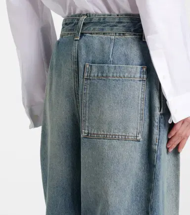 Loewe Pleated wide-leg jeans | Thumbnail 3 Loewe Pleated wide-leg jeans | Thumbnail 3