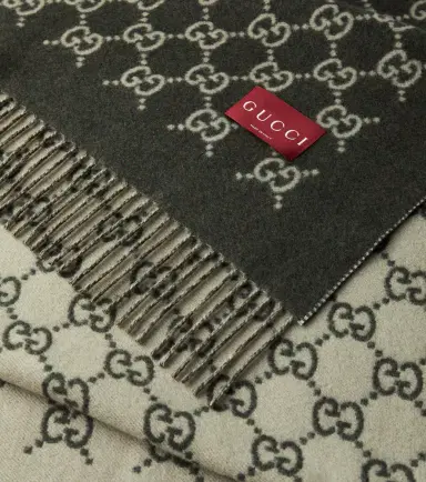 Gucci GG reversible wool and cashmere blanket | Thumbnail 5 Gucci GG reversible wool and cashmere blanket | Thumbnail 5