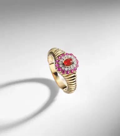 Yvonne Léon Yvonne Léon Pompadour Baby 9kt gold ring with gemstones | Thumbnail 5 Yvonne Léon Yvonne Léon Pompadour Baby 9kt gold ring with gemstones | Thumbnail 5