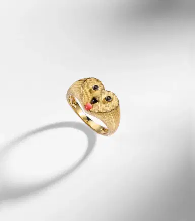 Yvonne Léon Yvonne Léon Coeur Toutou Mini 9kt gold pinky ring with gemstones | Thumbnail 5 Yvonne Léon Yvonne Léon Coeur Toutou Mini 9kt gold pinky ring with gemstones | Thumbnail 5