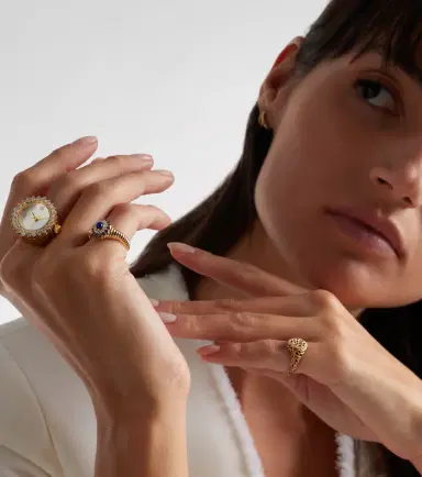 Yvonne Léon Yvonne Léon Berlingot Pompadour Baby 9kt ring with gemstones | Thumbnail 3 Yvonne Léon Yvonne Léon Berlingot Pompadour Baby 9kt ring with gemstones | Thumbnail 3