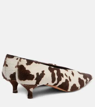 Le Monde Béryl Le Monde Béryl Babouche cow-print calf hair pumps | Thumbnail 2 Le Monde Béryl Le Monde Béryl Babouche cow-print calf hair pumps | Thumbnail 2