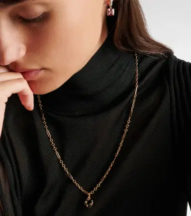 Foundrae Protection Horseshoe Miniature 18kt gold pendant with onyx | Thumbnail 2 Foundrae Protection Horseshoe Miniature 18kt gold pendant with onyx | Thumbnail 2