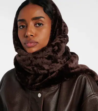 Nour Hammour Shearling scarf | Thumbnail 5 Nour Hammour Shearling scarf | Thumbnail 5