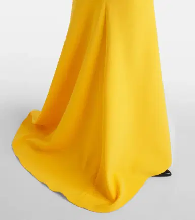 Safiyaa Loura off-shoulder crêpe gown | Thumbnail 4 Safiyaa Loura off-shoulder crêpe gown | Thumbnail 4