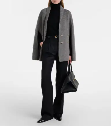 Max Mara Agenzia double-breasted virgin wool cape | Thumbnail 3 Max Mara Agenzia double-breasted virgin wool cape | Thumbnail 3