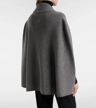 Max Mara Agenzia double-breasted virgin wool cape | Thumbnail 5 Max Mara Agenzia double-breasted virgin wool cape | Thumbnail 5