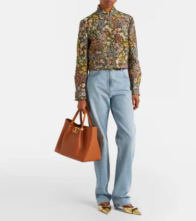Valentino Garavani VLogo Medium leather tote bag | Thumbnail 5 Valentino Garavani VLogo Medium leather tote bag | Thumbnail 5