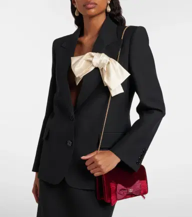 Valentino Garavani VLogo Mini bow-detail velvet clutch | Thumbnail 5 Valentino Garavani VLogo Mini bow-detail velvet clutch | Thumbnail 5