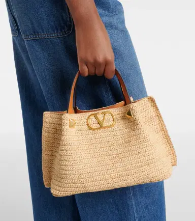 Valentino Garavani VLogo Small raffia top-handle bag | Thumbnail 6 Valentino Garavani VLogo Small raffia top-handle bag | Thumbnail 6