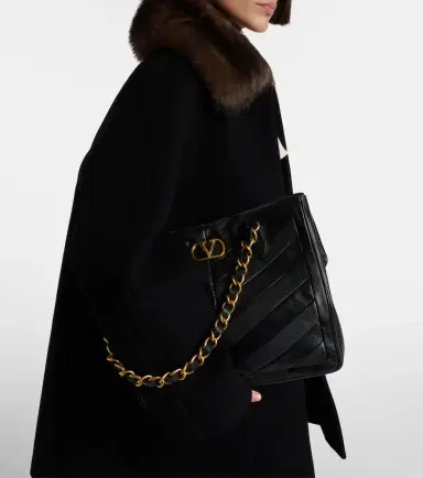 Valentino Garavani Laseine chevron leather tote bag | Thumbnail 7 Valentino Garavani Laseine chevron leather tote bag | Thumbnail 7