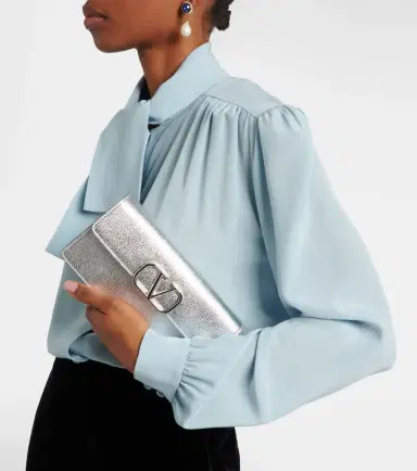 Valentino Garavani VLogo Mini leather crossbody bag | Thumbnail 6 Valentino Garavani VLogo Mini leather crossbody bag | Thumbnail 6