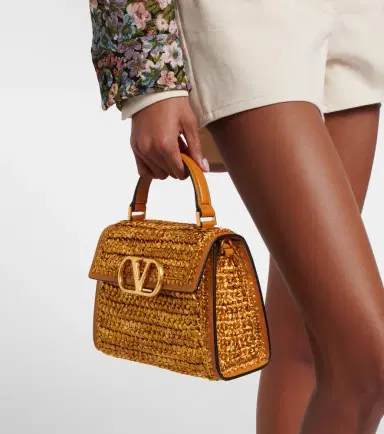 Valentino Garavani VSling Small top-handle bag | Thumbnail 7 Valentino Garavani VSling Small top-handle bag | Thumbnail 7