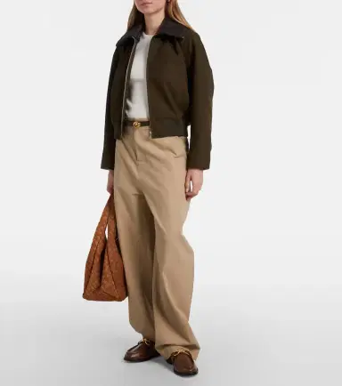 Bottega Veneta Campana Intrecciato Large suede shoulder bag | Thumbnail 5 Bottega Veneta Campana Intrecciato Large suede shoulder bag | Thumbnail 5