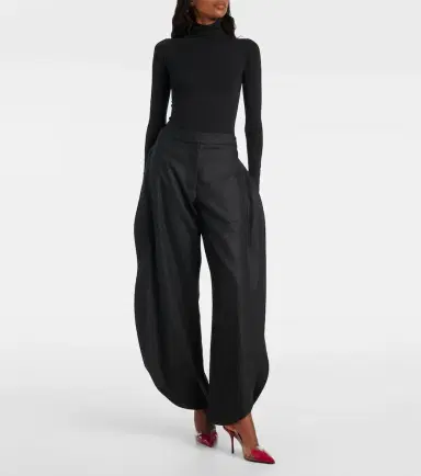 Alaïa Alaïa Le Caur 90 patent leather slingback pumps | Thumbnail 5 Alaïa Alaïa Le Caur 90 patent leather slingback pumps | Thumbnail 5