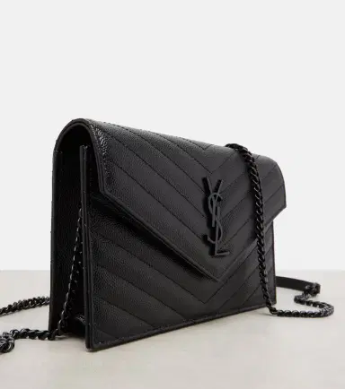 Saint Laurent Cassandre Envelope Small leather wallet on chain | Thumbnail 4 Saint Laurent Cassandre Envelope Small leather wallet on chain | Thumbnail 4