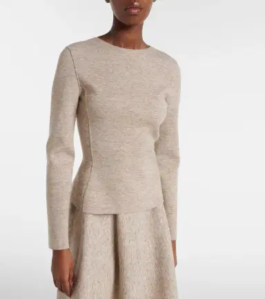 Loro Piana Willow cashmere, wool, and linen cardigan | Thumbnail 2 Loro Piana Willow cashmere, wool, and linen cardigan | Thumbnail 2
