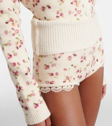 Magda Butrym Floral wool, silk, and cashmere shorts | Thumbnail 3 Magda Butrym Floral wool, silk, and cashmere shorts | Thumbnail 3
