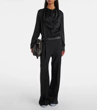 Loewe Flamenco Medium leather clutch | Thumbnail 5 Loewe Flamenco Medium leather clutch | Thumbnail 5