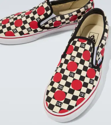 Valentino Garavani x Vans VLogo canvas slip-on shoes | Thumbnail 3 Valentino Garavani x Vans VLogo canvas slip-on shoes | Thumbnail 3