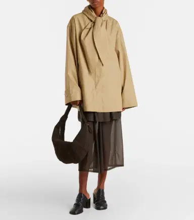 Lemaire Fortune Croissant Small suede shoulder bag | Thumbnail 6 Lemaire Fortune Croissant Small suede shoulder bag | Thumbnail 6