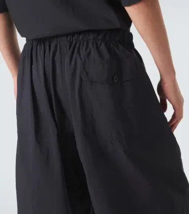 Lemaire Cotton-blend Bermuda shorts | Thumbnail 6 Lemaire Cotton-blend Bermuda shorts | Thumbnail 6