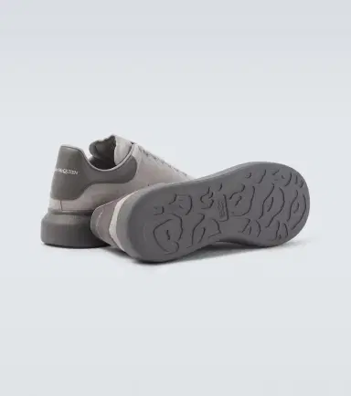 Alexander McQueen Oversized suede sneakers | Thumbnail 2 Alexander McQueen Oversized suede sneakers | Thumbnail 2